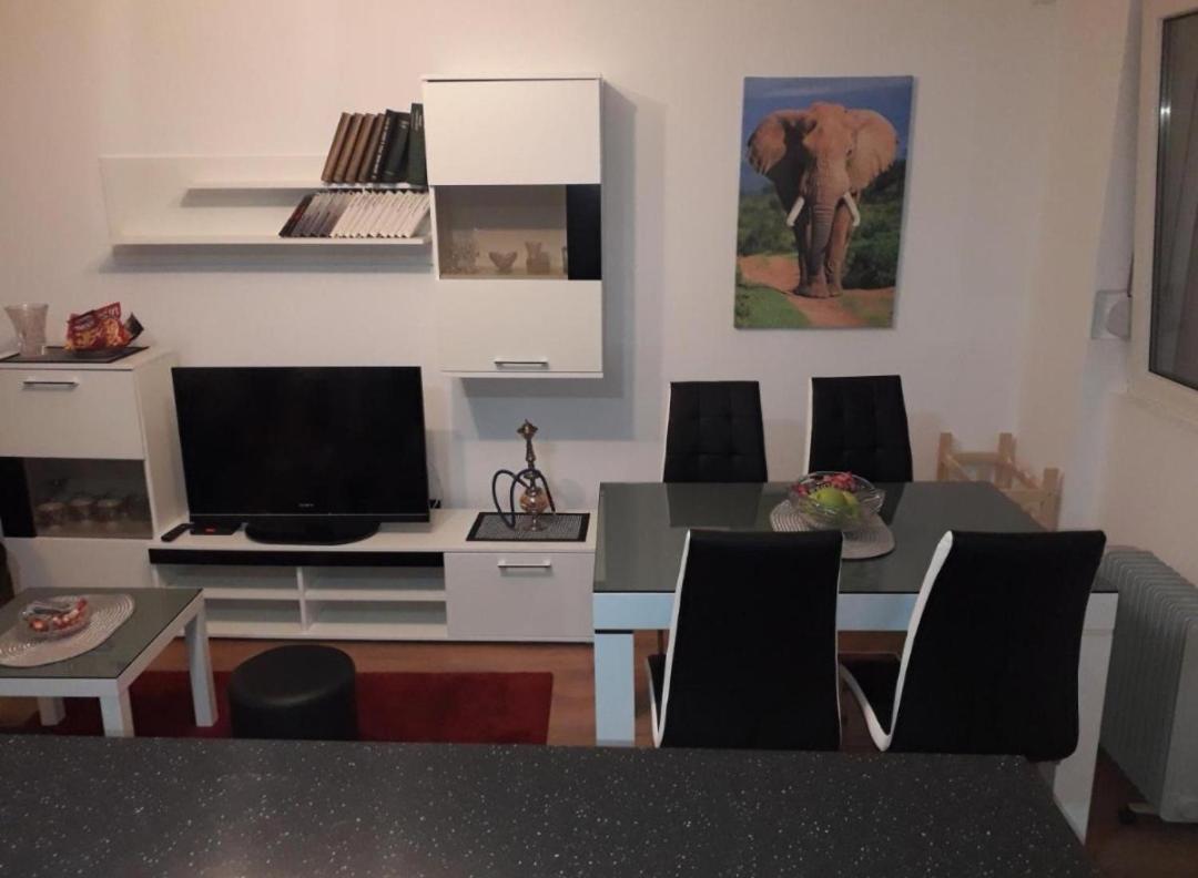 Apartman Nadja Zemun Eksteriør bilde