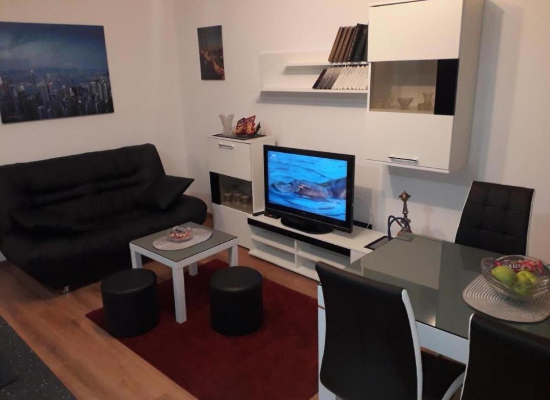 Apartman Nadja Zemun Eksteriør bilde