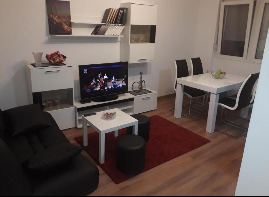 Apartman Nadja Zemun Eksteriør bilde